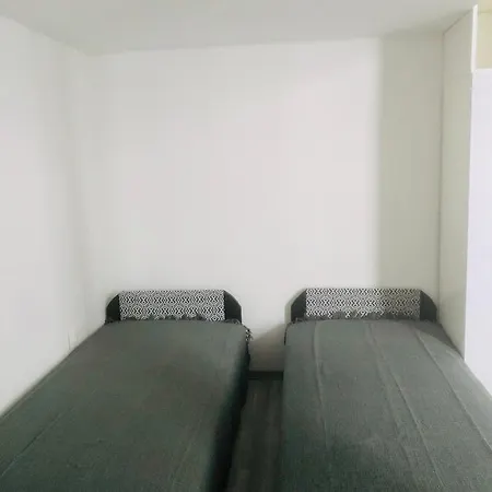 Belvarosi Apartman 1 *
